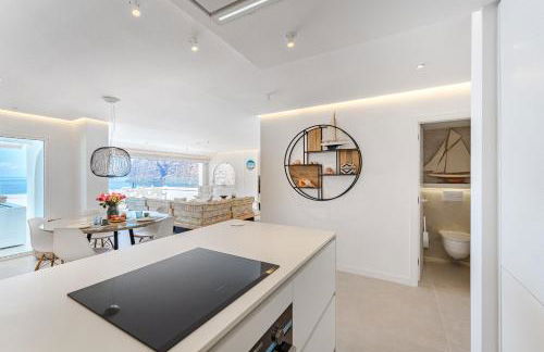 Blue Haven - Ocean View Penthouse with private jacuzzi and community pool - Foto 17