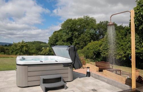 Beautiful Danford House & Lodge with Hot Tub - Foto 7