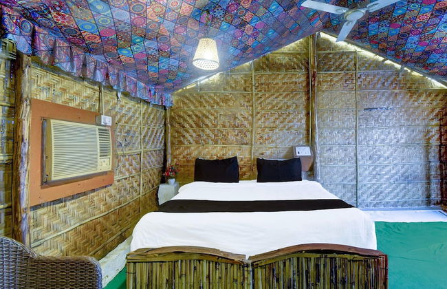 Luxury Stays With Pool Near Akshardham Temple - Foto 11