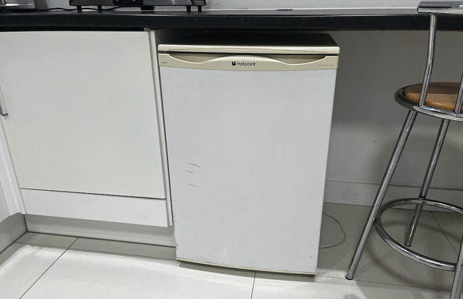 Separate One Bedroom Large Apartment in Slough - Foto 13