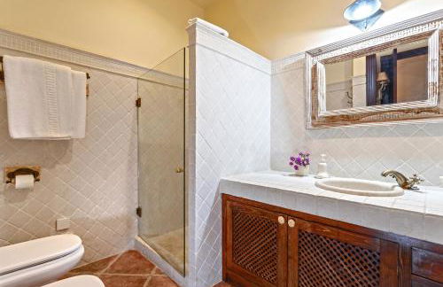 Casa Flores con Piscina interior climatizada - Photo 28