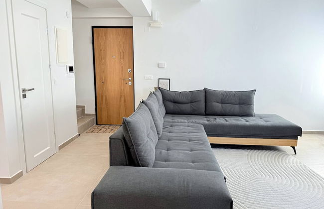 Azure Loft - 3min Walk to Beach, 10min to Old Town - Foto 7