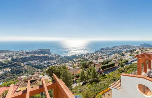 180-degrees sea view with pool - Foto 28