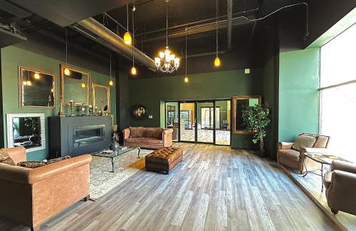 Luxury 6BR Suite with Pool Table Sleeps 12 Perfect for Group Stay Near McCormick Place, Grant Park and Soldier Field - Foto 44