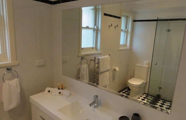 St Raphael - Photo 13