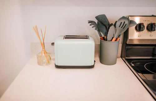 Artist Retreat Near Downtown, Stadium & UGA - Photo 12