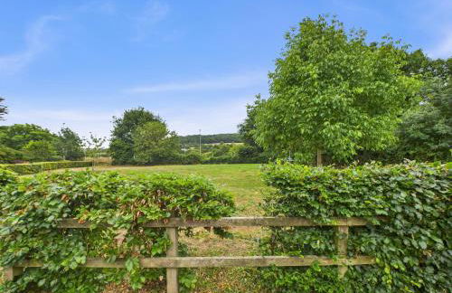 Large detached house near the sea - Photo 20