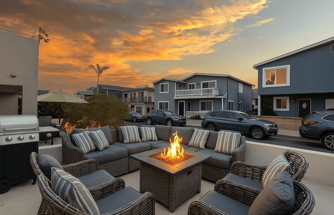 Sandy by Avantstay Oceanview, Steps to Beach Patio w/ Fire Pit + Dining Area - Foto 1