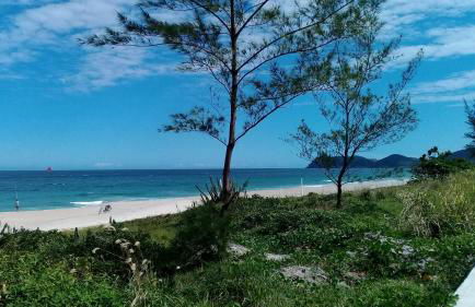 Casa em poucos passos da praia de Jaconé - Foto 36