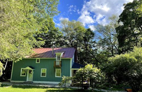Dual-Home Berkshire Retreat Sleeps 16 - Foto 3