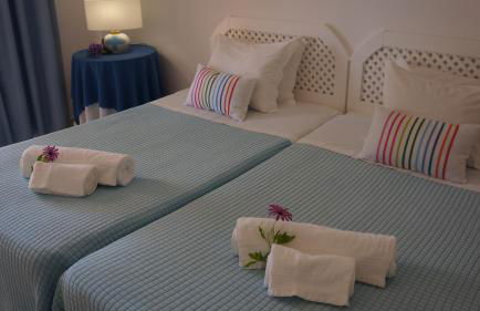 FLOR DO VALE - APARTAMENTOS TURISTICOS - Foto 17