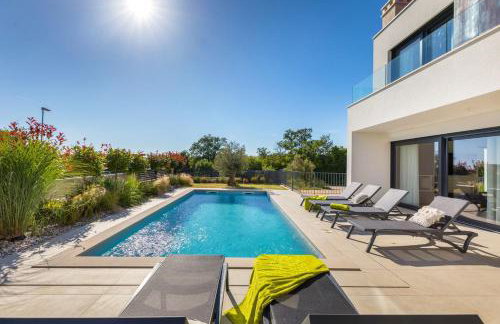 Villa Abarica by Villsy - with heated pool, sauna, jacuzzi - Foto 41