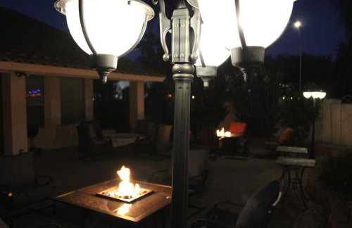 Arts, Fenced Private Pool, Fire World - Foto 16