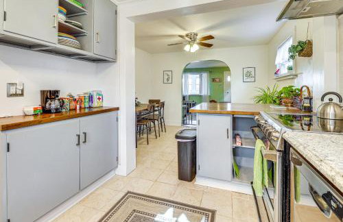 Game Room and Fire Pit West Mifflin Home! - Foto 14