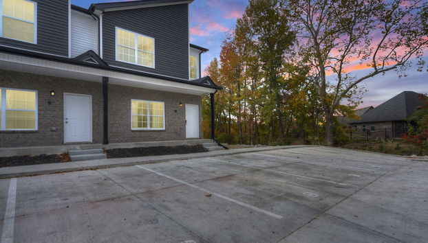 Waiting to Excell in Clarksville - Photo 2, Room