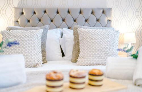 NEW! Incredible Home In Northwich By 53 Degrees Property, Perfect For Groups, FREE Parking! - Photo 48