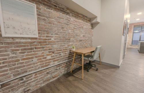 Elegant 2 Bedroom Prime Location - Foto 5