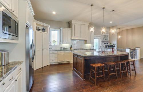 Balcony and Patio Spacious Home in Bel Aire! - Foto 8