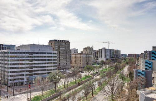 Less Than 1 Mi to Downtown Denver Condo with Pool Access! - Foto 14