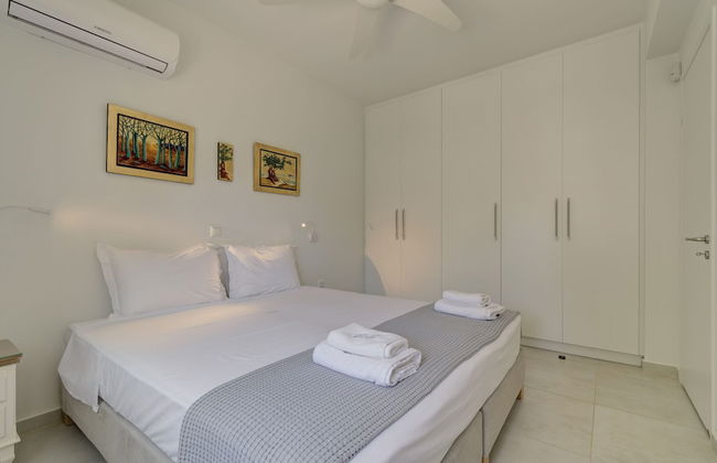 Ouzo Stone House 1, with private pool - Foto 8