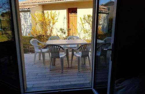 Maison confortable à Hourtin 33 m² avec terrasse - Foto 3