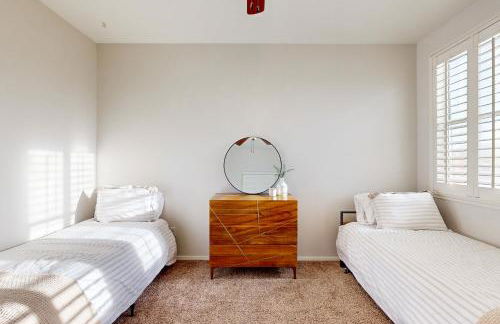 Hot Tub and Game Room Poolside Paradise in Phoenix! - Foto 22