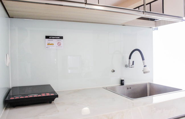 Spacious & Deluxe 2BR Gateway Ahmad Yani Cicadas Apartment - Photo 13