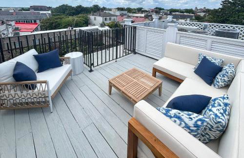 Rainbow Row Pied-À-Terre - 30 Day Rental - Photo 4