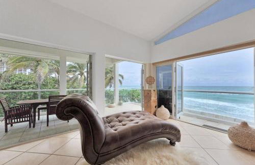 Oceanfront Luxury Villa 5Bedroom and 4Bath Beach Access - Photo 1