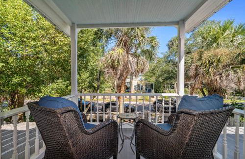 Secret Garden Hideaway l Walk to DNTN l Sleeps 8 - Foto 3