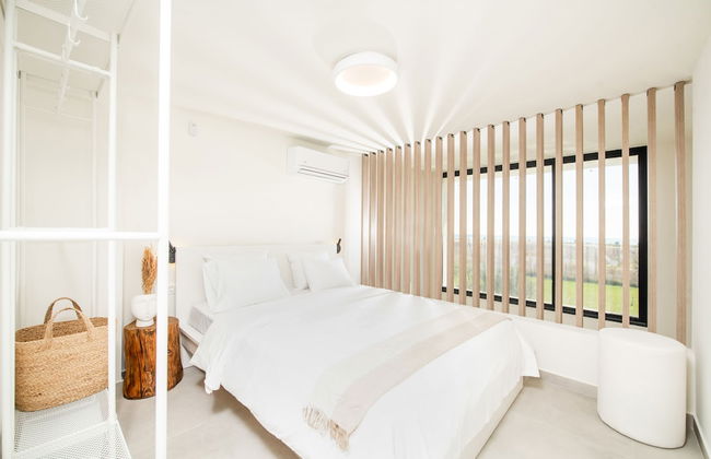 Serene seafront villas - Photo 4