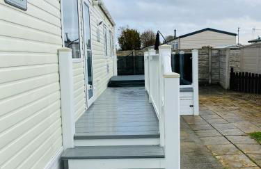 4 Sandringham, Patrington Haven, Hot Tub, Private garden & Parking - Foto 18