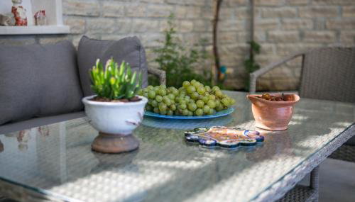 Apartman Dora - Photo 5, Garden