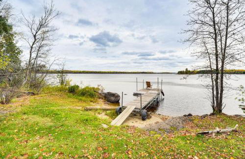 Private Peninsula! Modern-Rustic Fall Lake Cabin - Foto 29