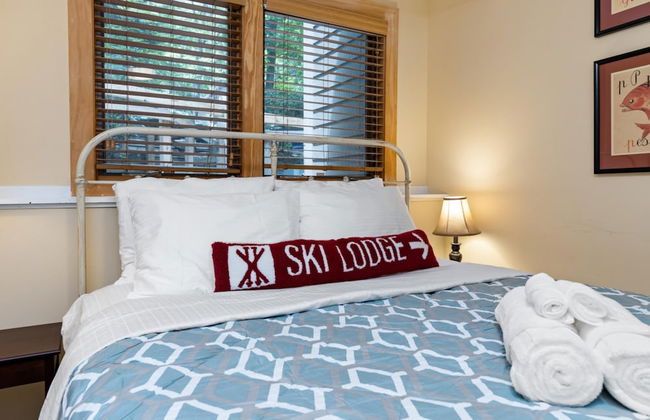 Condo at Wintergreen Walk to Slope Pool Access - Foto 17