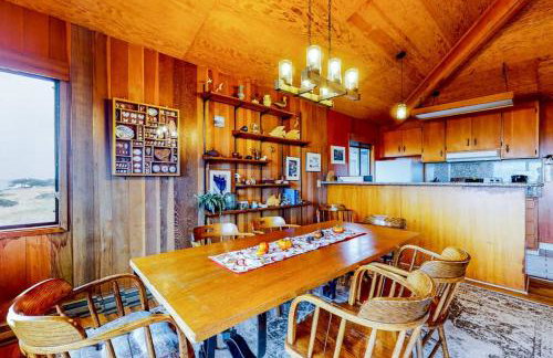 Comstock Retreat - Photo 16