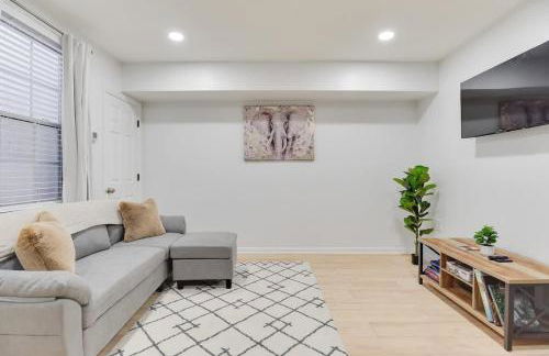 Stylish 2BR Near Union Market & Metro - Foto 1
