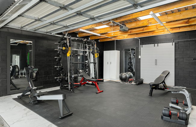 Luxury Oasis, Lifestyle Villa, Pool & Gym - Photo 38