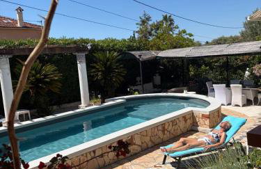 Très beau Studio lumineux dans Villa avec piscine - Foto 15