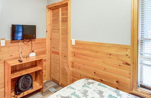 Sauna and Deck Wooded Cabin on Lake Vermilion! - Foto 19