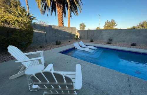 Las Vegas-Henderson, Nevada-Luxury Dream Home, Private Pool & Spa, sleeps 16 - Foto 50