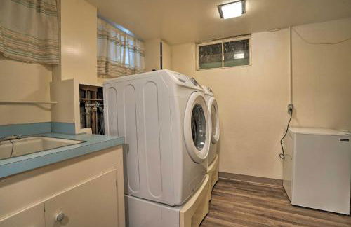 Lake House with Hot Tub - 1 Mi to Surf n Slide - Foto 36