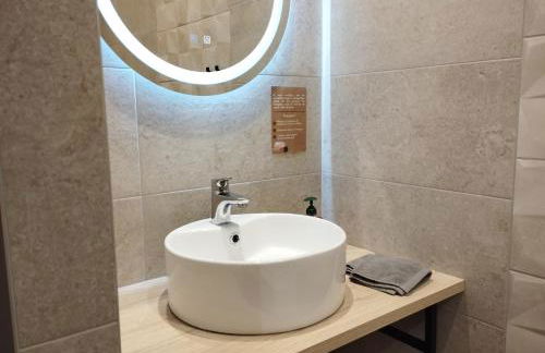 CoLiving des Moulins sur Crémieu 3étoiles - Proche de Lyon & Bugey - Foto 14