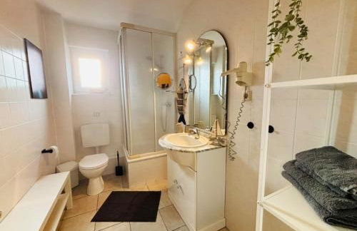 SELTEN Wasserblick Kölpinsee - Tolle Ferienwohnung unter 500m zur Ostsee Kajüte 12 - Foto 8