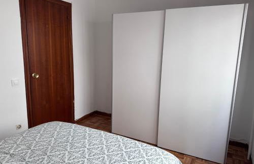 Acogedor Apartamento con vistas a la Catedral y parking - Foto 12