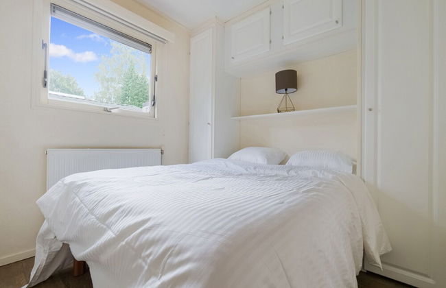 Serene Forest Stay With Comfort - Photo 8