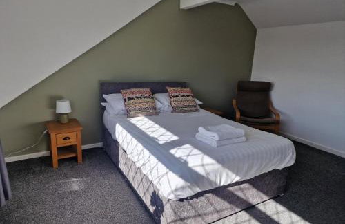 Warsett Crescent, 5 bedrooms near the coast. - Foto 14