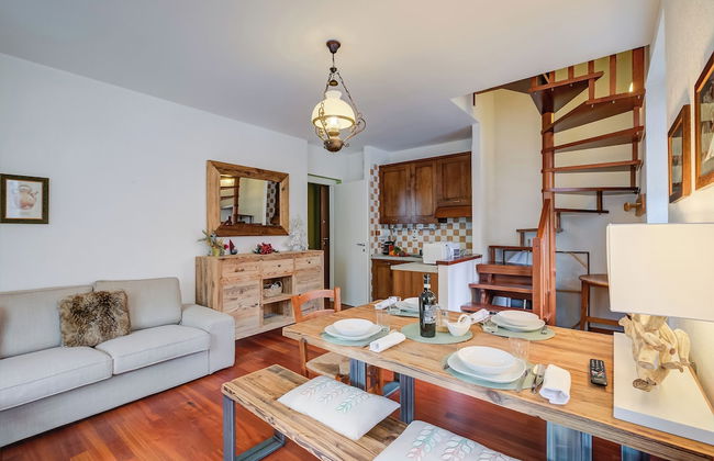 La Torre In The Center Of Town - Photo 23