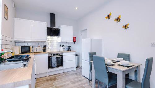 Contractor, Relocation, insurance , 4 bedroom property, Bury - Foto 2