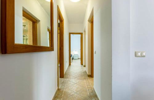 PRIMERA LUXURY HOUSE - Photo 34